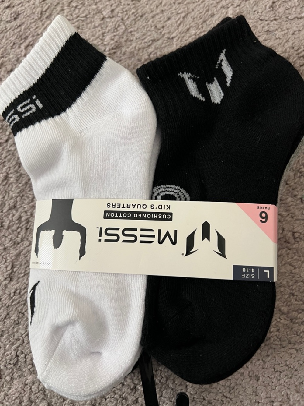 NWT Messi Kids 6-Pack Cushioned Cotton Ankle Socks - Black & White